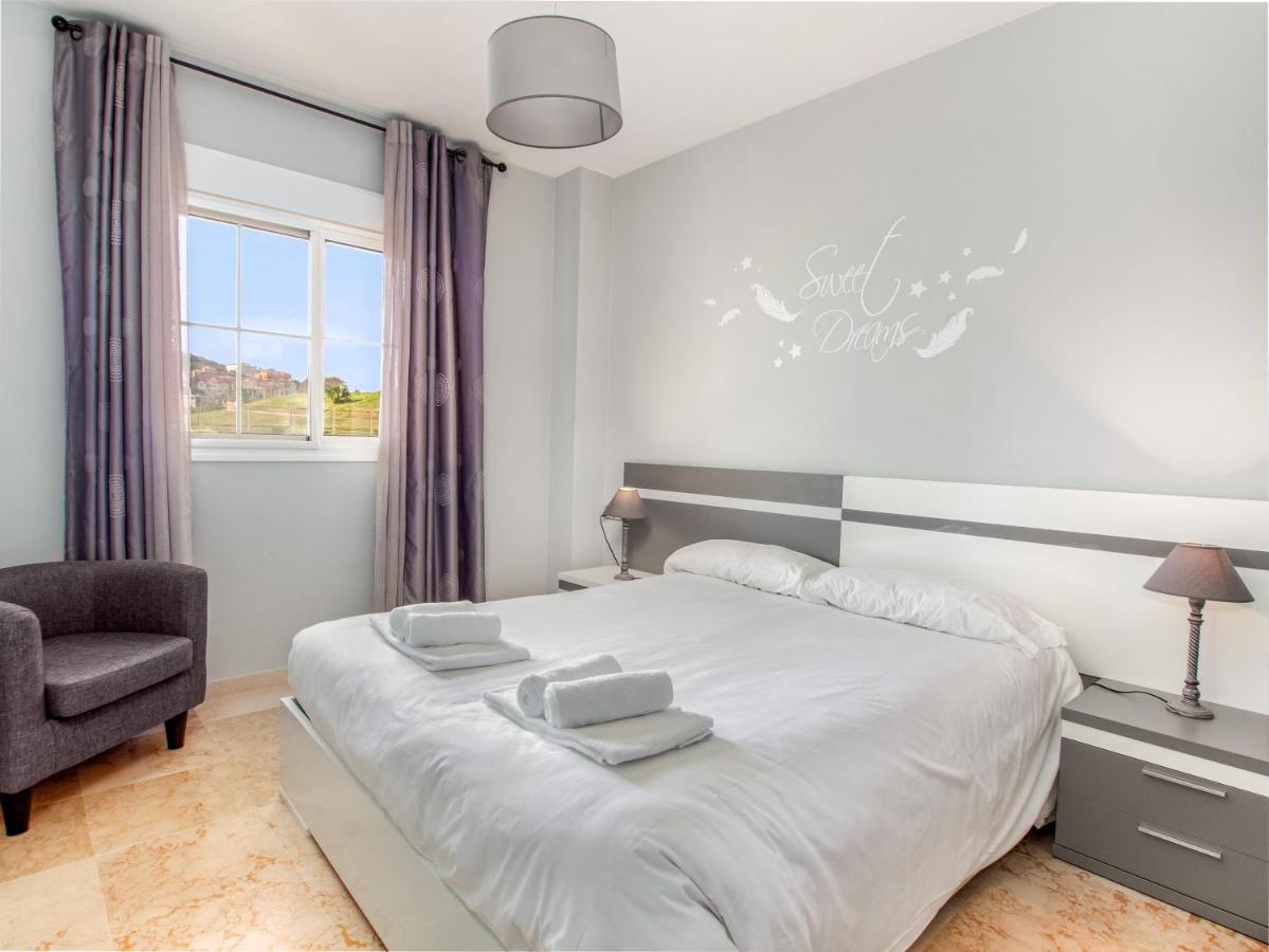 2091- Apt Close From All Amenities Манилва Екстериор снимка